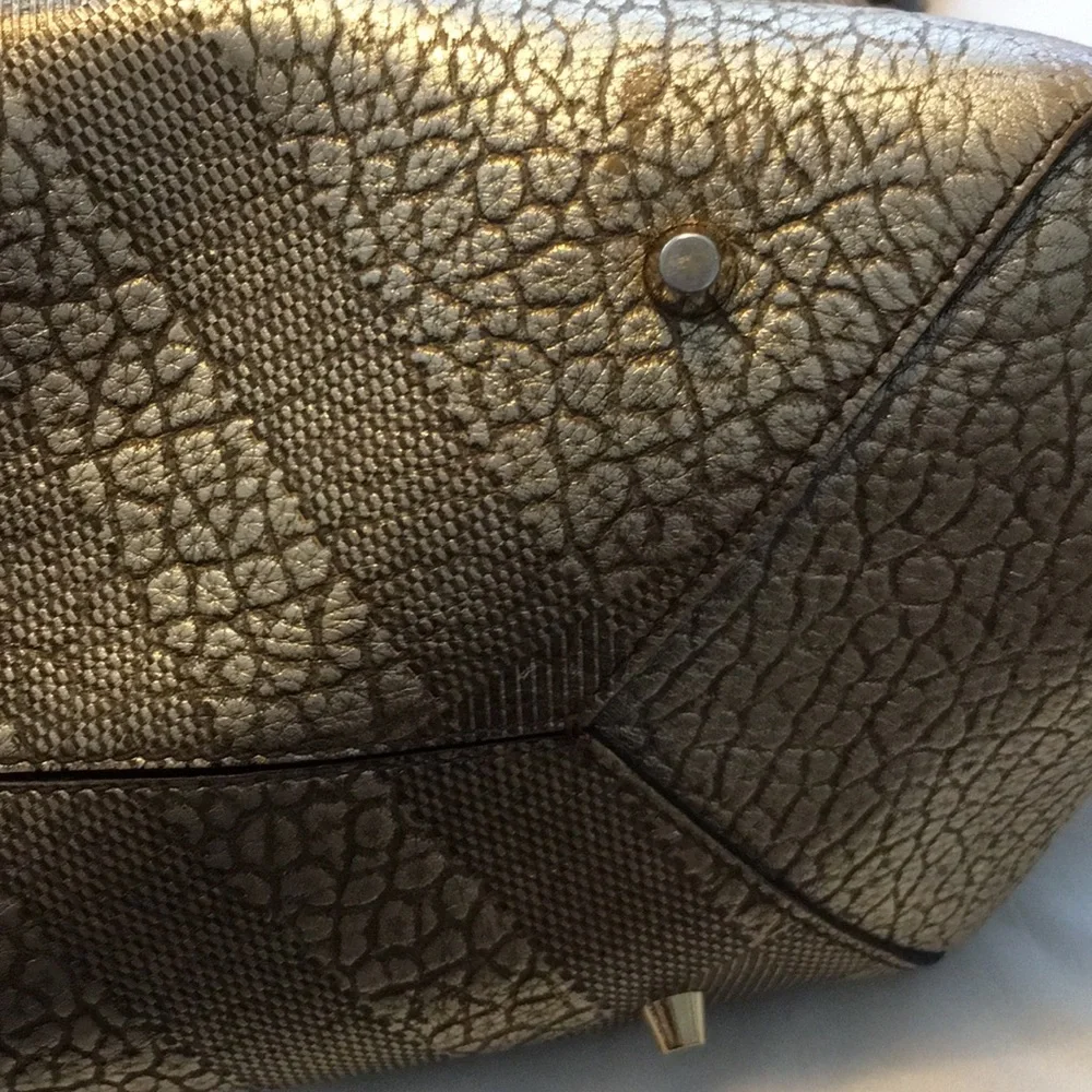 Burberry Canterbury Elephant Embossed Tote Bag - Picture 6 of 7